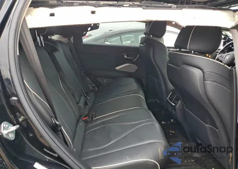 2021 Acura Rdx Advance z USA, uszkodzony, nr VIN 5J8TC2H73ML002431